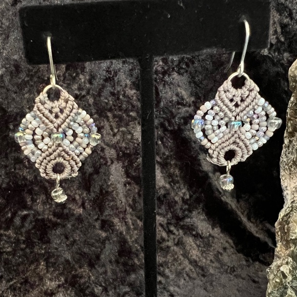 Curated Jewelry Set #20 - Wrap Bracelet, Earrings *blue/lavender/silver/gray - Picture 6 of 8